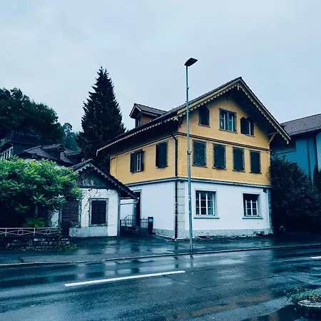 Δωμάτια σε οικογενειακή κατοικία Interlaken Oasis